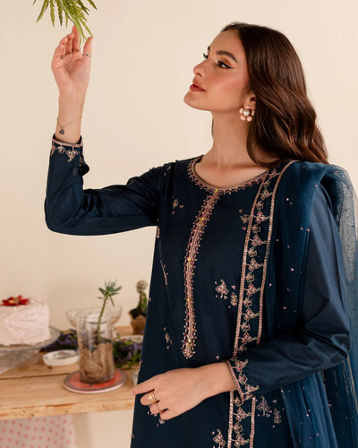 BATIK- 3PC DHANAK EMBROIDERED SHIRT DHANAK EMBROIDERED DUPATTA AND TROUSER-KF-3289