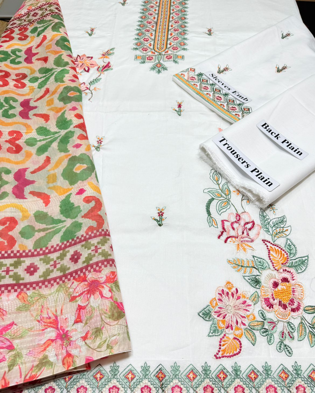 GARNET - 3PC LAWN EMBROIDERED SHIRT WITH MONARK PRINT DUPATTA & LAWN TROUSER | 3533